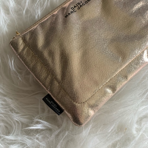 Marc Jacobs Cosmetic Bag - Picture 3 of 5